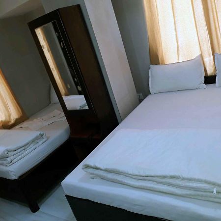 Hotel Holiday Inn Mumbai Exterior foto