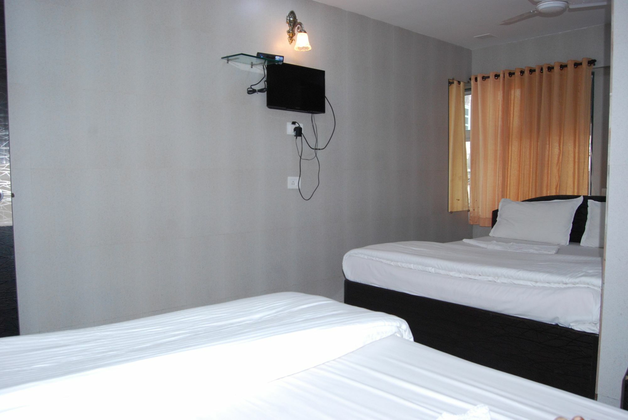 Hotel Holiday Inn Mumbai Exterior foto