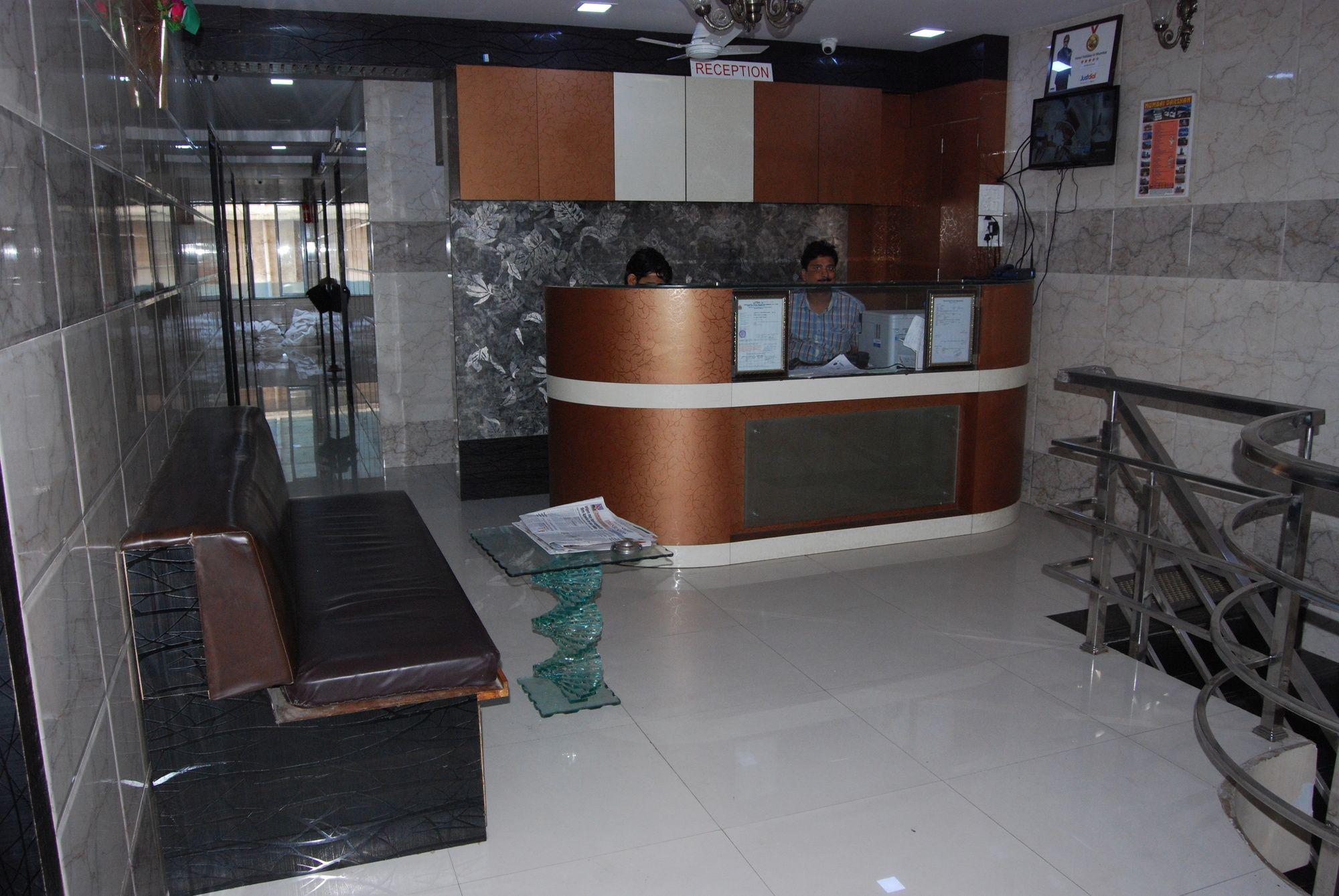 Hotel Holiday Inn Mumbai Exterior foto