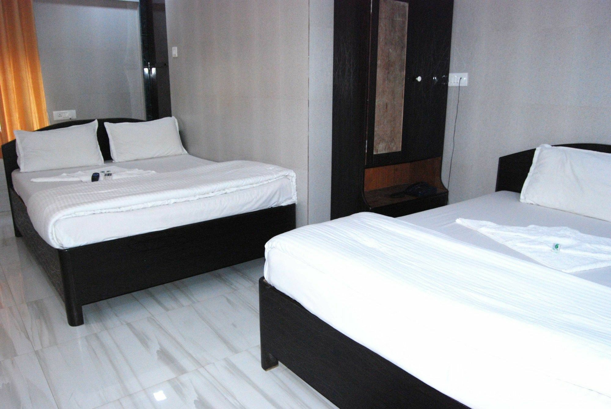 Hotel Holiday Inn Mumbai Exterior foto